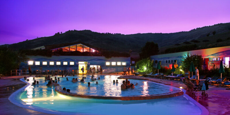 18x12acquapark-by-night 18x12acquapark-by-night